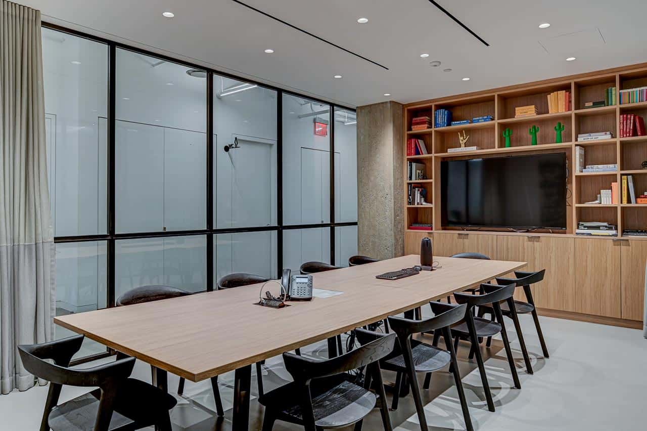 Modern office meeting room that encourages collaboration in a low stress environment